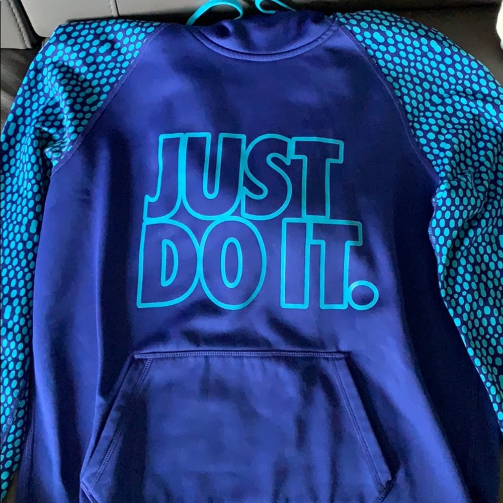 I am selling a blue nike hoodie